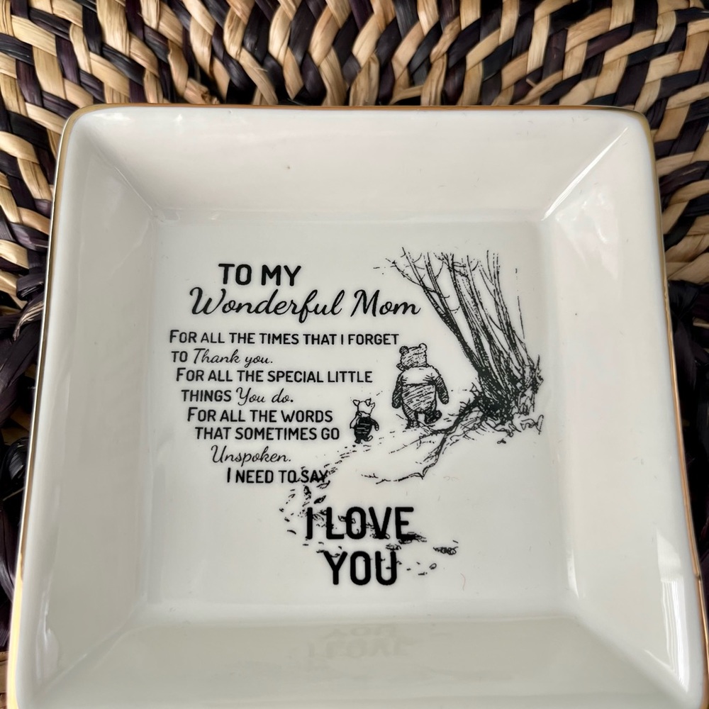 🌷MOTHER’S DAY🌷Pooh-Ceramic Jewelry/Ring Dish for MOM